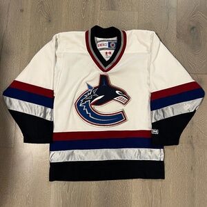 Vancouver Canucks Orca Jersey size small CCM